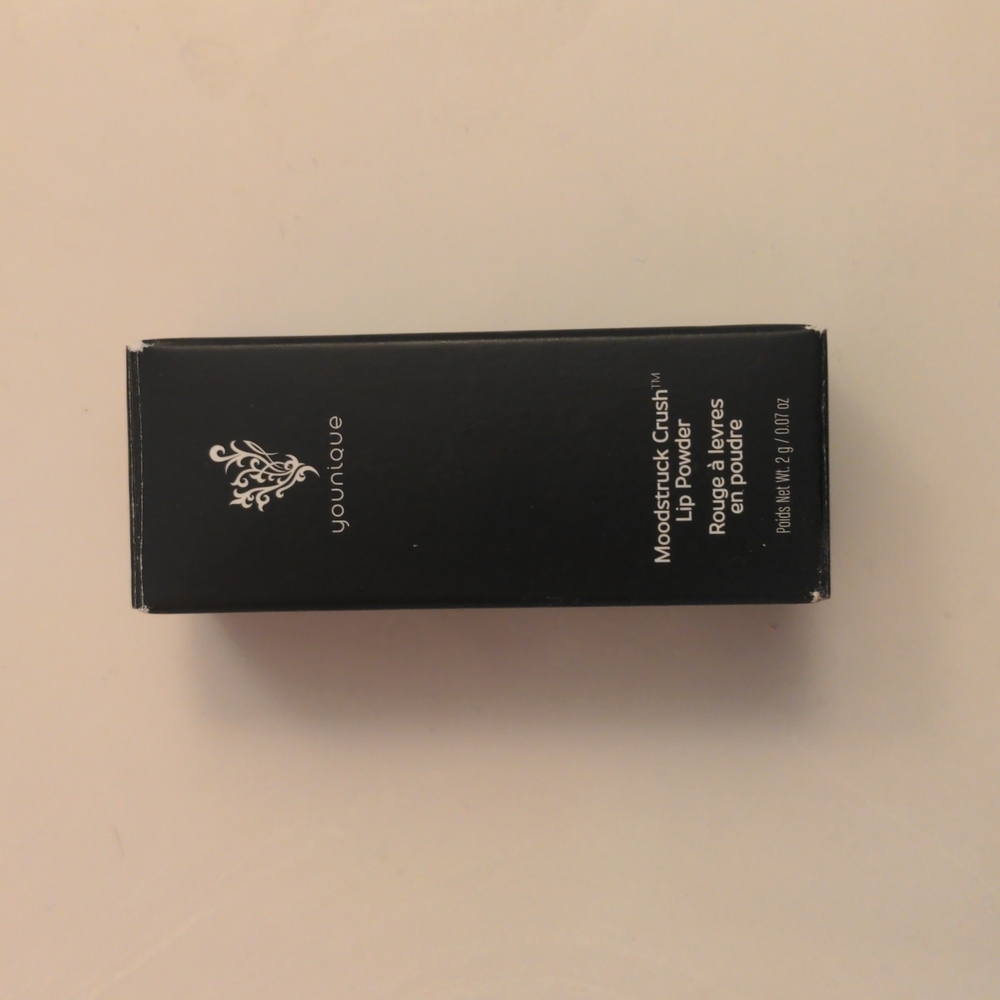 Younique Moodstruck Crush Lip Powder